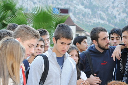 scale-Mladi_maratonci_na_prijavljivanju